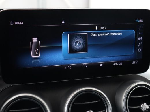 Mercedes-Benz C-Klasse 300e AMG Night | Stoelverwarming | Carplay | Leder/Alcantara | Camera | Navigatie | Park Assist |... ActivLease financial lease