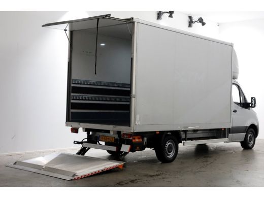 Mercedes-Benz Sprinter 317 CDI 170pk 9G Automaat Bakwagen met laadklep H232cm 08-2023 ActivLease financial lease