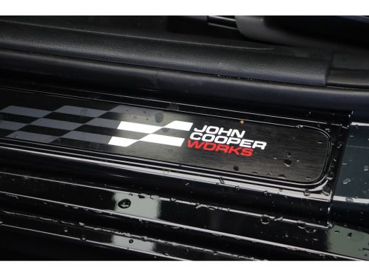 Mini 5-Deurs Cooper S Automaat / John Cooper Works / Pakket XL / 18" JCW Lap Spoke 2-tone ActivLease financial lease