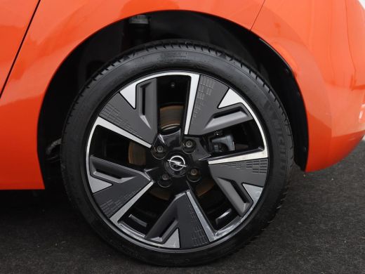 Opel Corsa-e Elegance 50 kWh | Stoelverwarming | Carplay | Navigatie | Stuurverwarming | Parkeerhulp | Climate... ActivLease financial lease