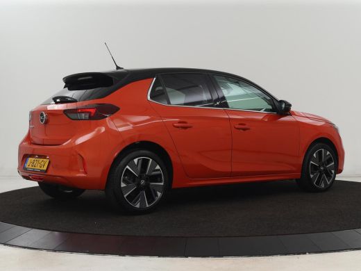 Opel Corsa-e Elegance 50 kWh | Stoelverwarming | Carplay | Navigatie | Stuurverwarming | Parkeerhulp | Climate... ActivLease financial lease