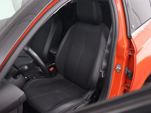 Opel Corsa-e Elegance 50 kWh | Stoelverwarming | Carplay | Navigatie | Stuurverwarming | Parkeerhulp | Climate... ActivLease financial lease