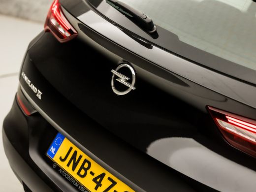 Opel Grandland X 1.2 Turbo Sport Automaat (APPLE CARPLAY, GROOT NAVI, LM VELGEN, SPORTSTOELEN, CRUISE, PARKEERSENS... ActivLease financial lease