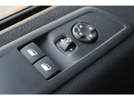 Opel Vivaro-e L3 75 kWh | CAMERA | FULL LED | BETIMMEING LAADRUIMTE | KEYLESS ENTRY+START | APPLE CARPLAY/ANDRO... ActivLease financial lease