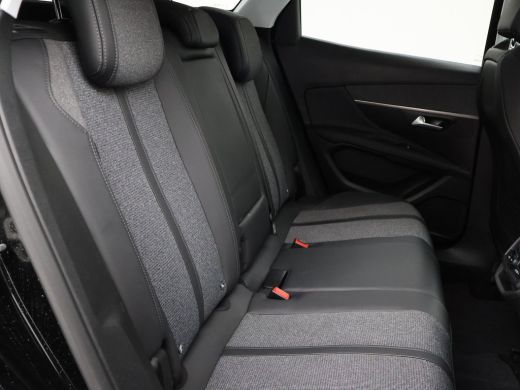 Peugeot 3008 1.2 130 PK AUTOMAAT ALLURE + 19 INCH | CARPLAY | SFEERVERLICHTING ActivLease financial lease