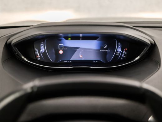 Peugeot 3008 1.2 PureTech Sport Automaat (APPLE CARPLAY, GROOT NAVI, 360 CAMERA, SPORTSTOELEN, LANE ASSIST, CR... ActivLease financial lease