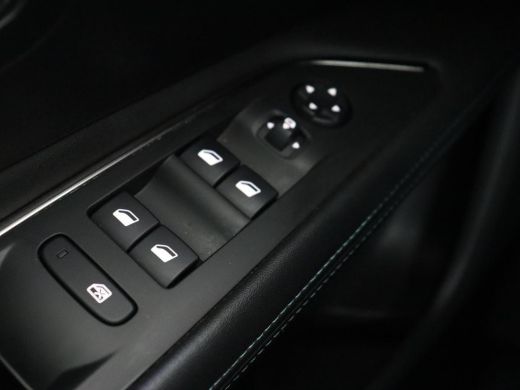 Peugeot 3008 1.6 HYbrid 225 Allure | Trekhaak | Camera | Half leder | Full LED | DAB | Parkeerhulp | Cruise co... ActivLease financial lease