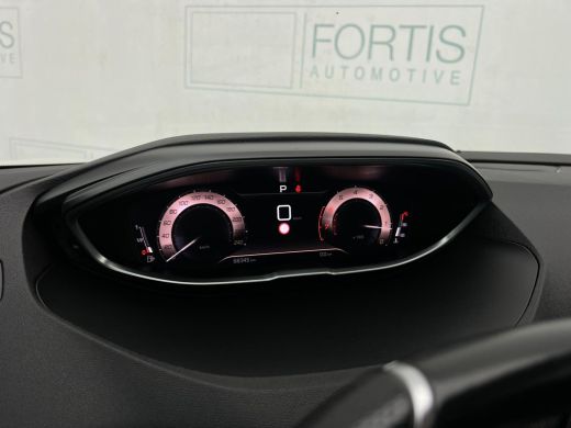 Peugeot 5008 1.2 PureTech GT-Line CAMERA | 7 PERSOONS | TREKHAAK | CARPLAY | ActivLease financial lease