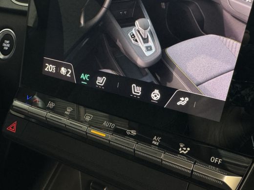 Renault Captur 1.3 160 PK TECHNO BI-TONE CAMERA 18''LMV STOEL/STUUR .VERW PURE VISION LED 10'' R-LINK NAVI EDC-a... ActivLease financial lease