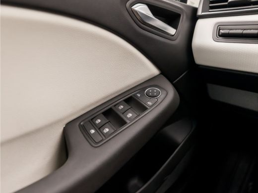 Renault Clio 1.0 TCe 90 Techno Sport (VIRTUAL COCKPIT, APPLE CARPLAY, LEDER, ZWART HEMEL, CAMERA, CLIMATE, SPO... ActivLease financial lease