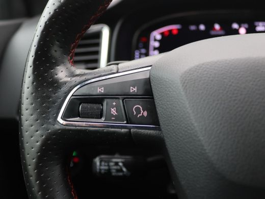 Seat Ateca 1.5 TSI FR 150PK DSG Trekhaak, Achteruitrijcamera, Beats Audio, Elektrisch verstelbare stoel, Ada... ActivLease financial lease