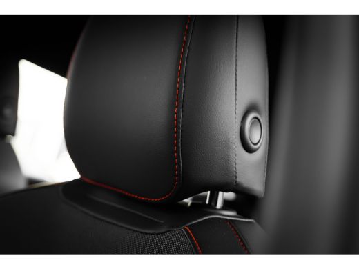 Seat Leon Sportstourer FR Business - eHybrid | Trekhaak | Black Pakket | App-Connect | ACC | Achteruitrijca... ActivLease financial lease