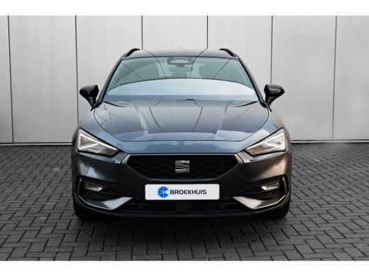 Seat Leon Sportstourer FR Business - eHybrid | Trekhaak | Black Pakket | App-Connect | ACC | Achteruitrijca... ActivLease financial lease