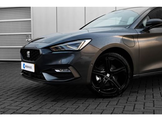 Seat Leon Sportstourer FR Business - eHybrid | Trekhaak | Black Pakket | App-Connect | ACC | Achteruitrijca... ActivLease financial lease