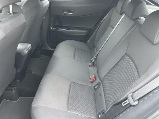 Toyota C-HR 1.8 Hybrid Active | Keyless entry | Carplay | Parkeercamera | Dealeronderhouden | ActivLease financial lease