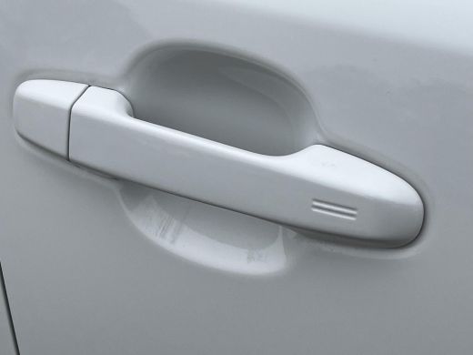 Toyota C-HR 1.8 Hybrid Active | Keyless entry | Carplay | Parkeercamera | Dealeronderhouden | ActivLease financial lease