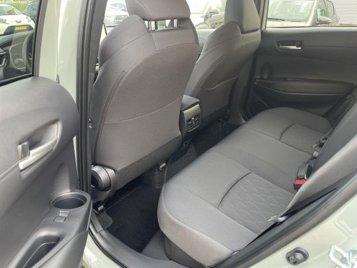 Toyota Corolla Cross Hybrid 140 Dynamic ActivLease financial lease