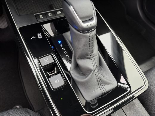 Toyota Corolla Cross Hybrid 140 Dynamic Panorama ActivLease financial lease