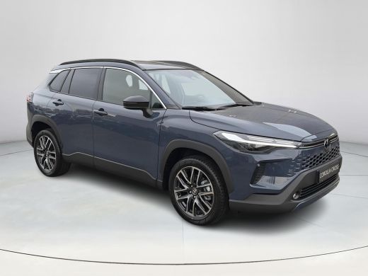 Toyota Corolla Cross Hybrid 140 Dynamic Panorama ActivLease financial lease