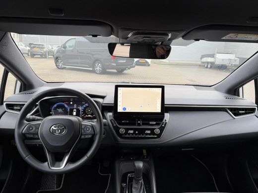 Toyota Corolla Touring Sports Hybrid 140 Dynamic ActivLease financial lease