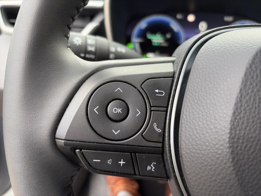 Toyota Corolla Touring Sports Hybrid 140 Dynamic ActivLease financial lease