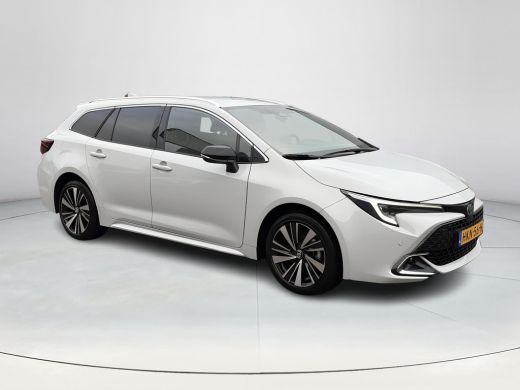 Toyota Corolla Touring Sports Hybrid 140 Dynamic ActivLease financial lease