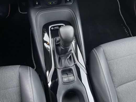 Toyota Corolla Touring Sports Hybrid 140 Dynamic ActivLease financial lease