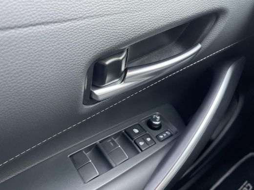 Toyota Corolla Touring Sports Hybrid 140 Dynamic ActivLease financial lease