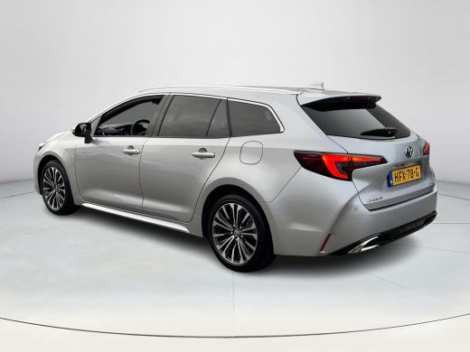Toyota Corolla Touring Sports Hybrid 140 Dynamic ActivLease financial lease