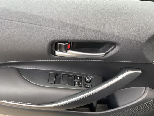 Toyota Corolla Touring Sports Hybrid 140 Dynamic ActivLease financial lease