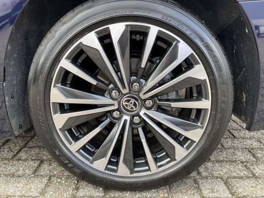 Toyota Corolla Touring Sports Hybrid 140 Dynamic ActivLease financial lease