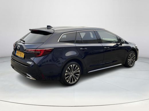 Toyota Corolla Touring Sports Hybrid 140 Dynamic ActivLease financial lease