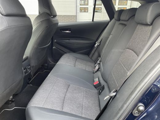 Toyota Corolla Touring Sports Hybrid 140 Dynamic ActivLease financial lease