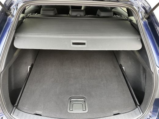 Toyota Corolla Touring Sports Hybrid 140 Dynamic ActivLease financial lease