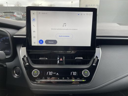 Toyota Corolla Touring Sports Hybrid 140 Dynamic ActivLease financial lease