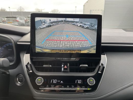 Toyota Corolla Touring Sports Hybrid 140 Dynamic ActivLease financial lease