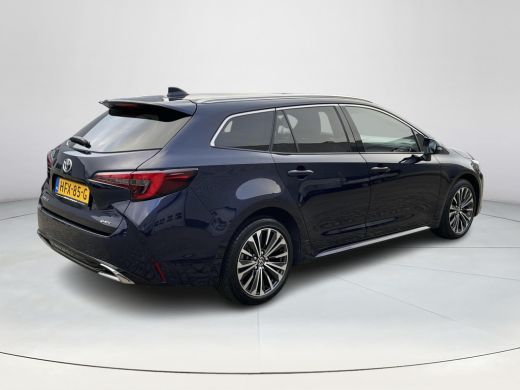Toyota Corolla Touring Sports Hybrid 140 Dynamic ActivLease financial lease