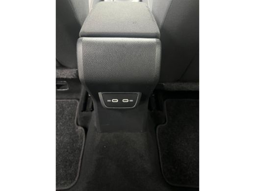 Volkswagen Polo 1.0 TSI 95PK R-Line Edition | ADAPT. CRUISE | APP. CONNECT | AIRCO | BLUETOOTH | DAB+ ActivLease financial lease