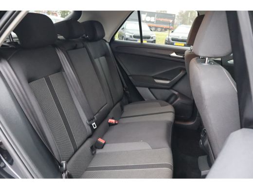 Volkswagen T-Roc 149PK 1.5 TSI Life Edition | Aanhanger assistent | Achteruitrijcamera | Cruise control adaptief ActivLease financial lease