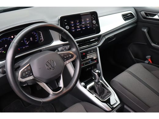 Volkswagen T-Roc 149PK 1.5 TSI Life Edition | Aanhanger assistent | Achteruitrijcamera | Cruise control adaptief ActivLease financial lease