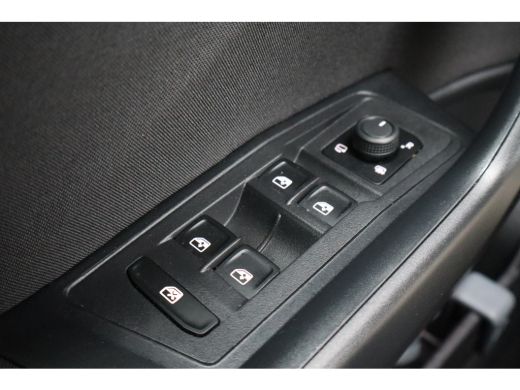 Volkswagen T-Roc 149PK 1.5 TSI Life Edition | Aanhanger assistent | Achteruitrijcamera | Cruise control adaptief ActivLease financial lease