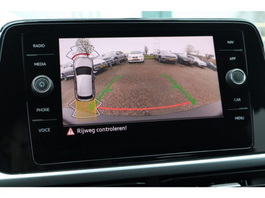 Volkswagen T-Roc 149PK 1.5 TSI Life Edition | Aanhanger assistent | Achteruitrijcamera | Cruise control adaptief ActivLease financial lease