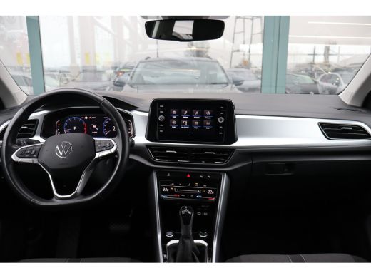 Volkswagen T-Roc 149PK 1.5 TSI Life Edition | Aanhanger assistent | Achteruitrijcamera | Cruise control adaptief ActivLease financial lease