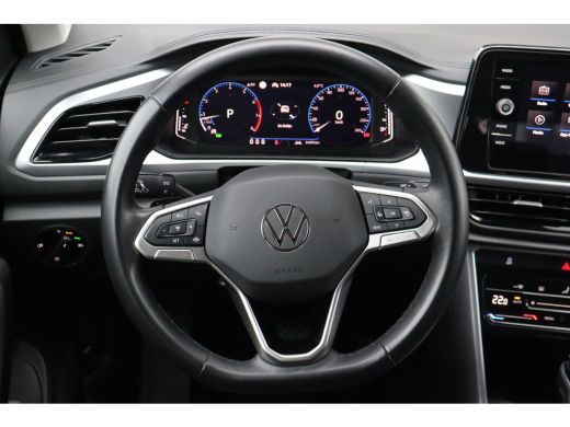 Volkswagen T-Roc 149PK 1.5 TSI Life Edition | Aanhanger assistent | Achteruitrijcamera | Cruise control adaptief ActivLease financial lease