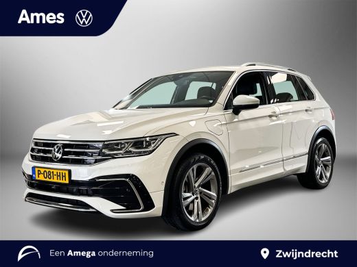Volkswagen Tiguan 1.4 TSI 245pk eHybrid R-Line Business+ Getinte ramen achter | Lederen bekleding | Navigatiesysteem