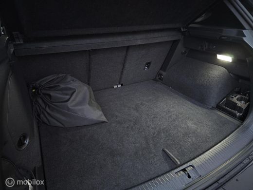 Volkswagen Tiguan 1.4 TSI eHybrid R-Line Panorama/Memory/HUD/Leder ActivLease financial lease