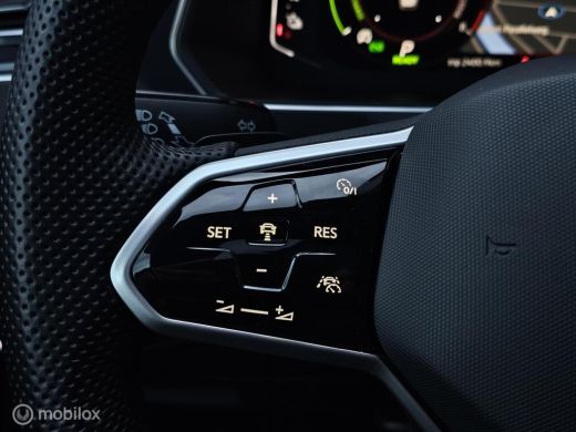 Volkswagen Tiguan 1.4 TSI eHybrid R-Line Panorama/Memory/HUD/Leder ActivLease financial lease