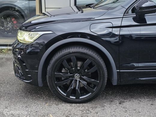 Volkswagen Tiguan 1.4 TSI eHybrid R-Line Panorama/Memory/HUD/Leder ActivLease financial lease