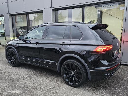 Volkswagen Tiguan 1.4 TSI eHybrid R-Line Panorama/Memory/HUD/Leder ActivLease financial lease