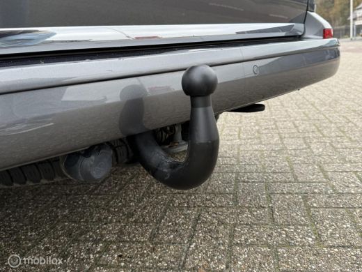 Volkswagen Transporter 2.0 TDI L2H1 DC Highline Caravelle ActivLease financial lease